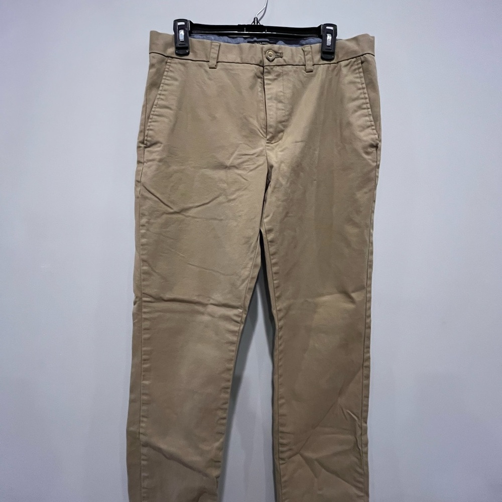 Banana Republic Aiden Chino. Men's Khaki Pants